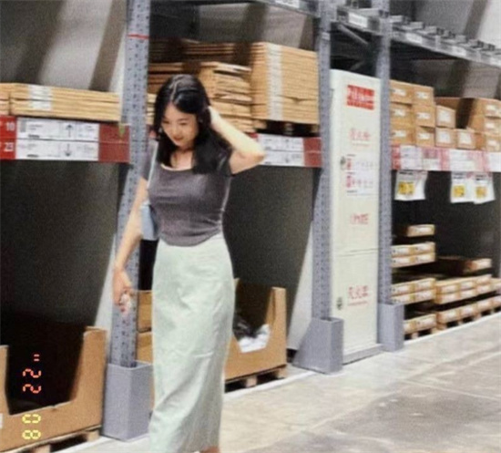 厦门某大学微胖女生私密视频流出 清纯少女反差感十足-吃瓜网