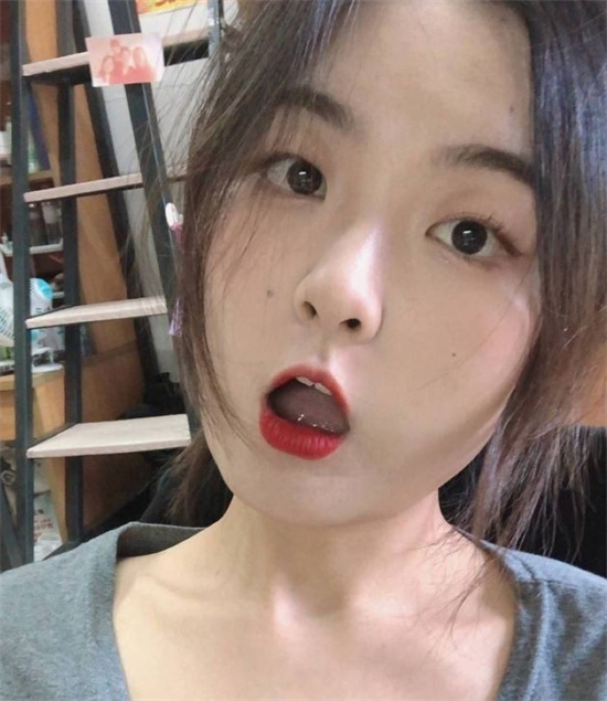厦门某大学微胖女生私密视频流出 清纯少女反差感十足-吃瓜网
