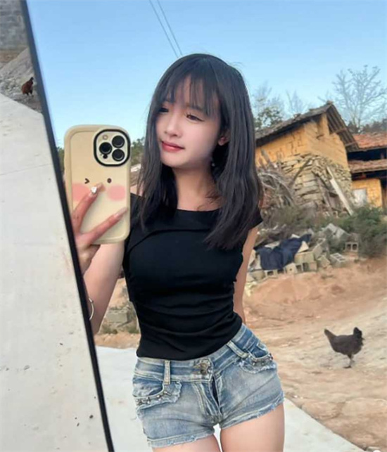 抖音网红燃妹妹 定制私密视频流出 裸舞扭臀玩露出反差到爆！-吃瓜网