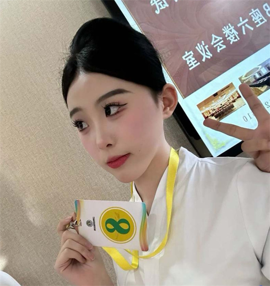 广州某学院校花被包养！高冷女神私下变金主玩物 调教后夜夜笙歌！-吃瓜网