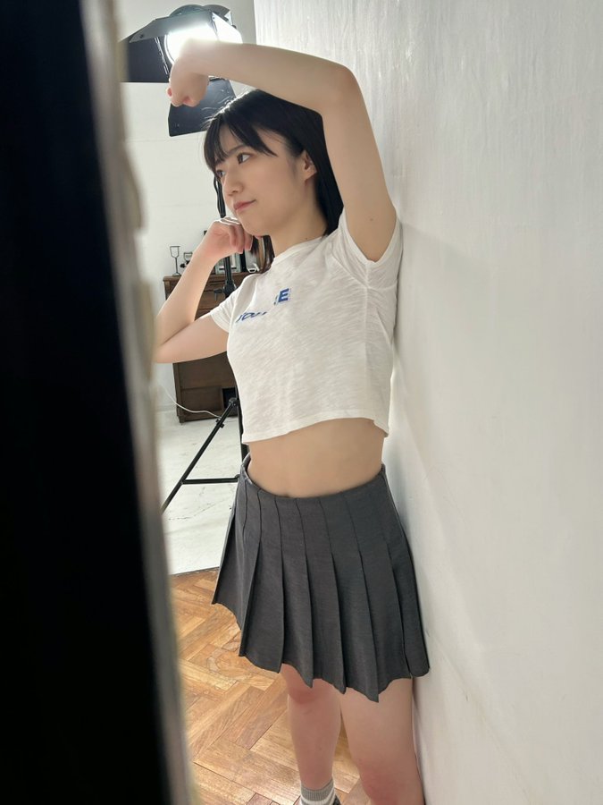 GcP1rHMaQAArz-P.jpg